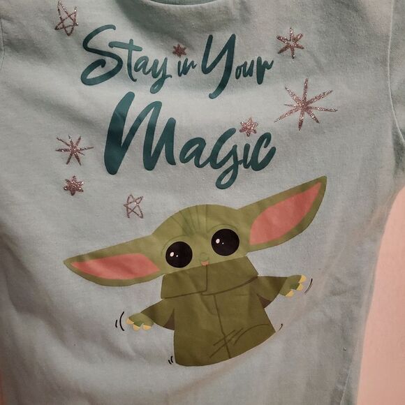 Baby Yoda tshirt size 7/8 - Picture 3 of 4